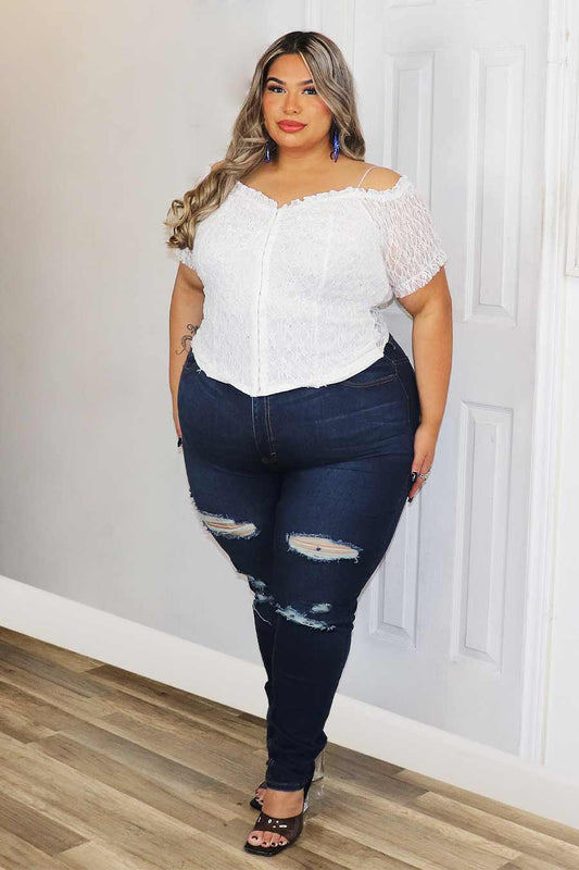 Avania Lace Top Divas Plus Botique