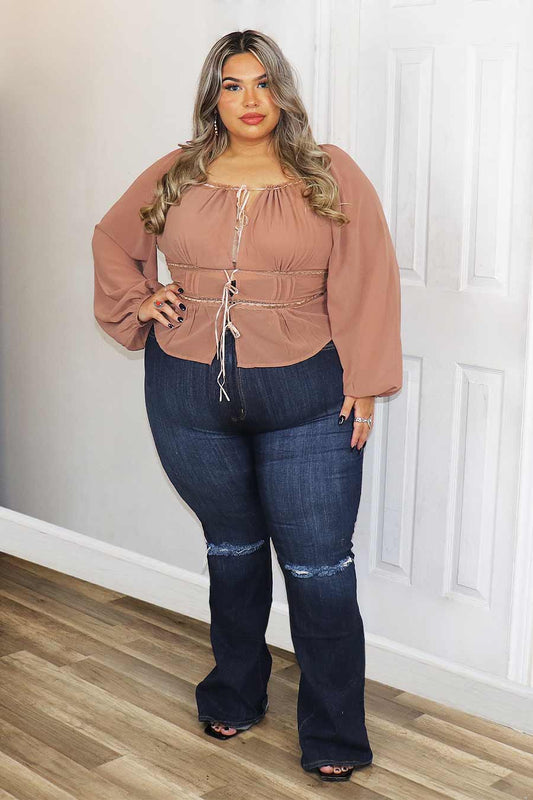 Lucia Peplum Top Divas Plus